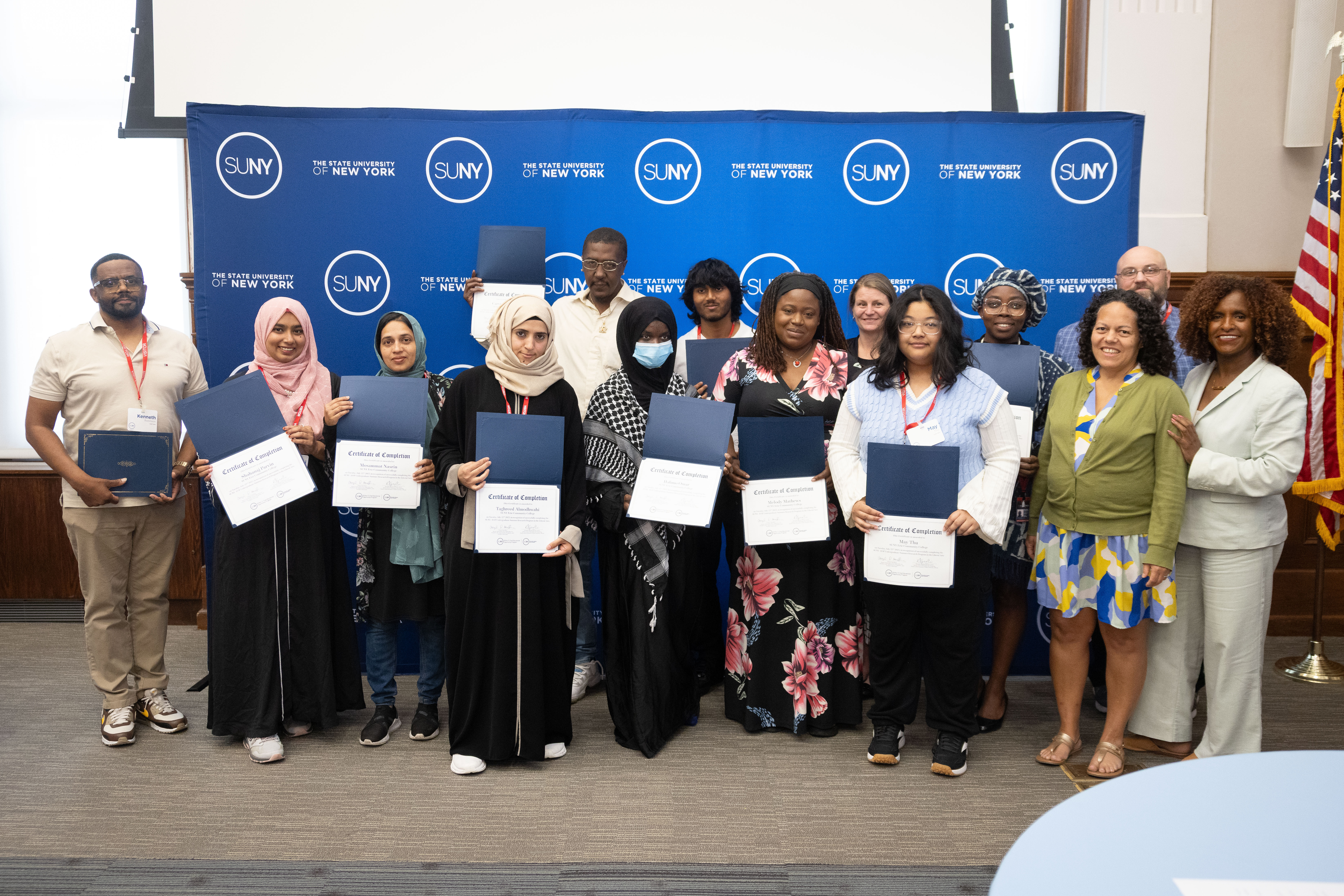 SUNY Erie Students, Faculty & Staff at the SUNY EOP Research showcase